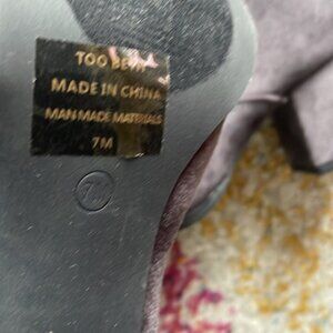 2 Lips too - Grey faux suede boots size 7